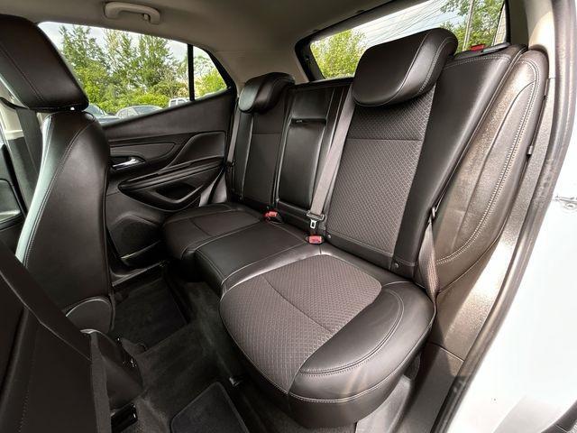 Photo of 2022 Summit White Buick Encore