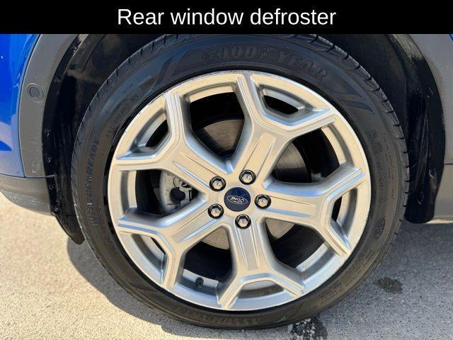 Photo of 2019 Lightning Blue Ford Escape