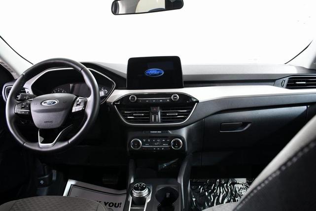 Photo of 2022 Oxford White Ford Escape