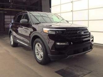 Photo of 2022 Burgundy Velvet Tinted Clearcoat Ford Explorer