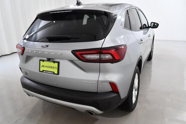 Photo of 2024 Iconic Silver Metallic Ford Escape