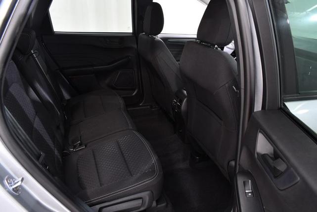 Photo of 2024 Iconic Silver Metallic Ford Escape