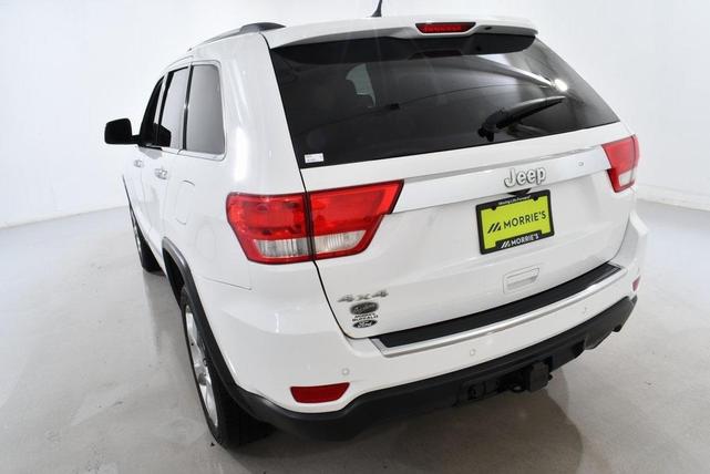 Photo of 2013 Bright White Clearcoat Jeep Grand Cherokee