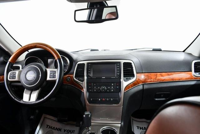 Photo of 2013 Bright White Clearcoat Jeep Grand Cherokee