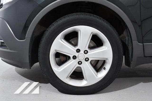 Photo of 2016 Carbon Black Metallic Buick Encore