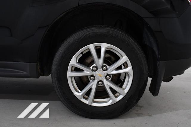 Photo of 2017 Mosaic Black Metallic Chevrolet Equinox