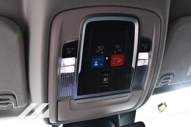 Photo of 2022 Ivory White RAM 1500