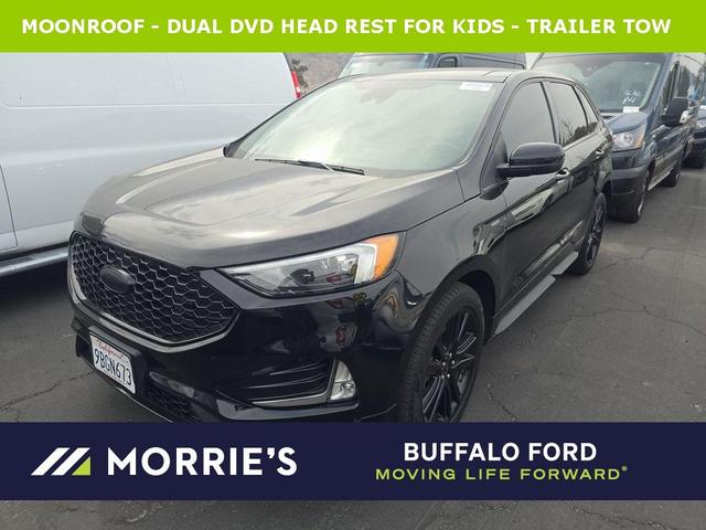 Photo of 2022 Agate Black Metallic Ford Edge
