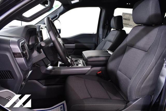 Photo of 2025 Black Metallic Ford F-150