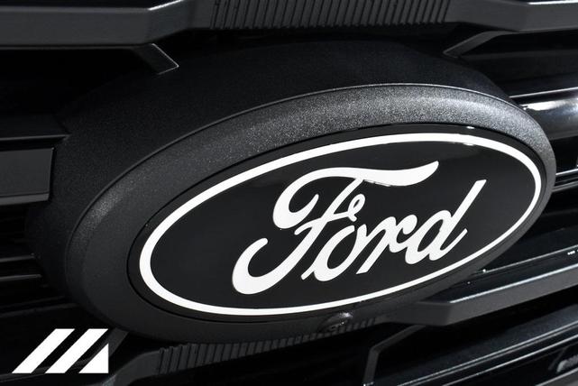 Photo of 2025 Black Metallic Ford F-150