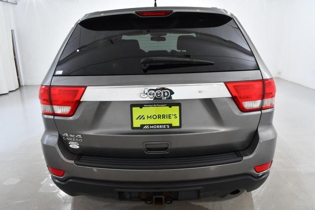 Photo of 2012 Mineral Gray Clearcoat Metallic Jeep Grand Cherokee