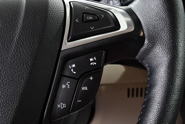 Photo of 2024 Black Metallic Ford Edge