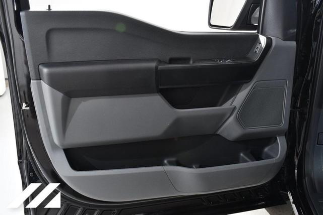 Photo of 2025 Black Metallic Ford F-150