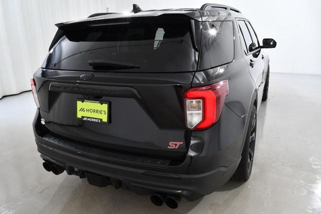 Photo of 2021 Black Ford Explorer