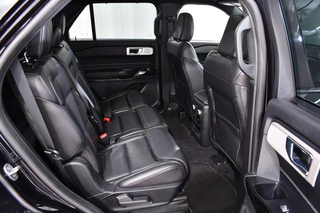 Photo of 2021 Black Ford Explorer