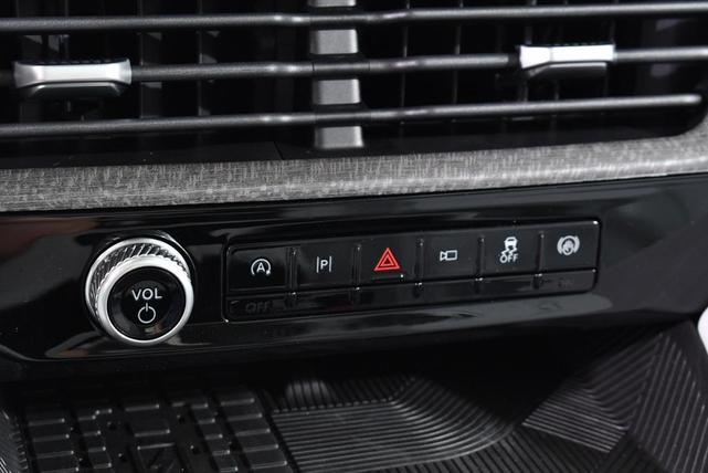 Photo of 2025 Black Metallic Ford Explorer
