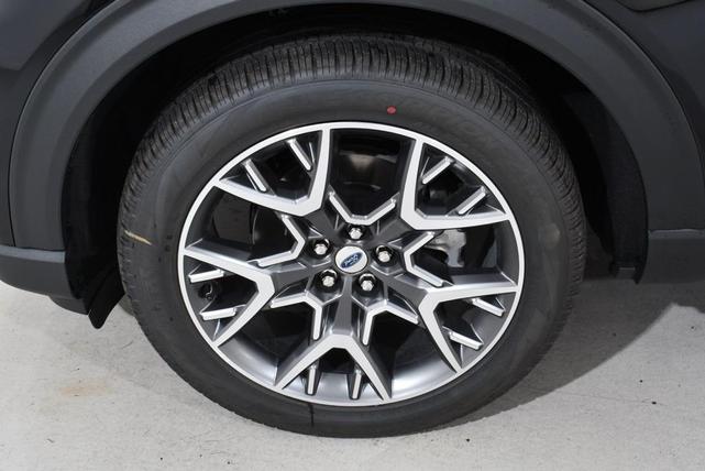 Photo of 2025 Black Metallic Ford Explorer