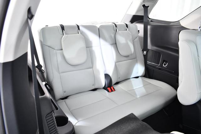 Photo of 2025 Black Metallic Ford Explorer