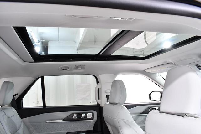 Photo of 2025 Black Metallic Ford Explorer