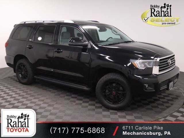 Photo of 2020 Midnight Black Toyota Sequoia
