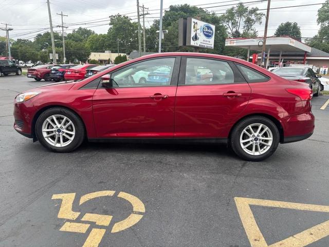Photo of 2015 Red Ford Focus