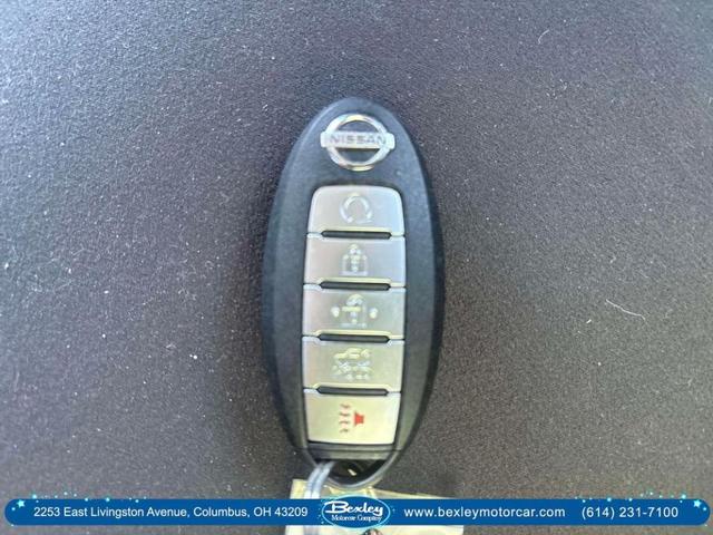 Photo of 2021 Silver Nissan Altima