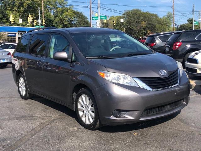 2013 Toyota Sienna