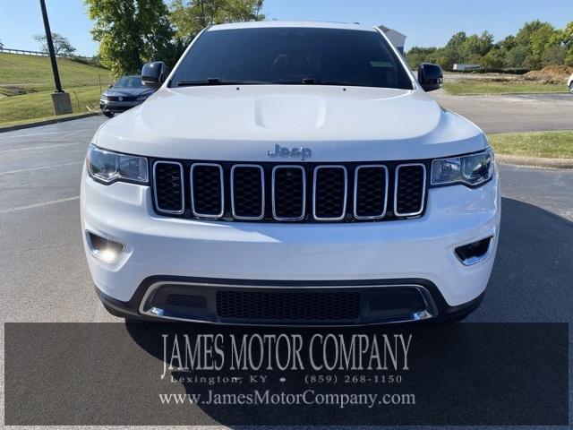 Photo of 2022 Bright White Clearcoat Jeep Grand Cherokee WK