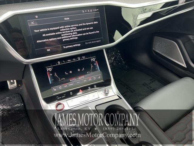 Photo of 2024 Glacier White Metallic Audi RS 6 Avant