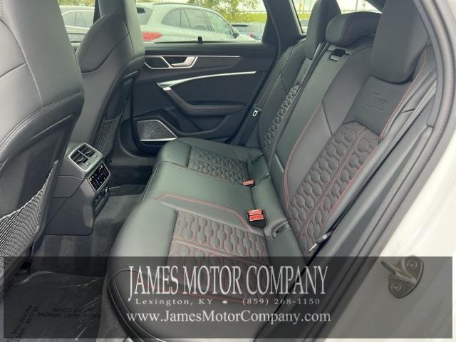 Photo of 2024 Glacier White Metallic Audi RS 6 Avant