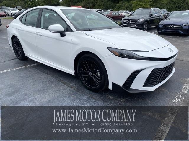Photo of 2025 Ice Toyota Camry