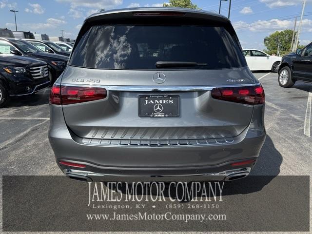 Photo of 2026 Gray Metallic Mercedes-Benz GLS 450