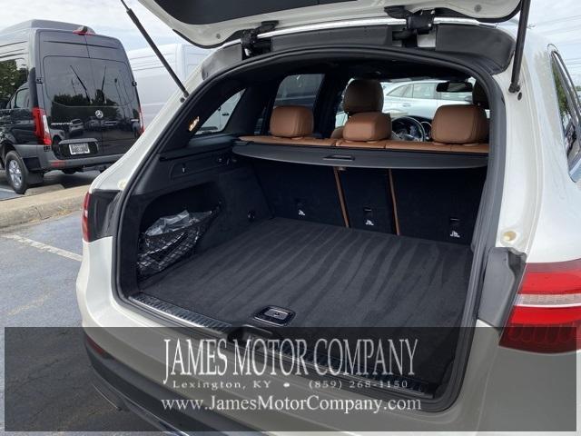 Photo of 2018 White Mercedes-Benz GLC 300