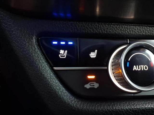 Photo of 2025 Urban Gray Pearl Acura ADX
