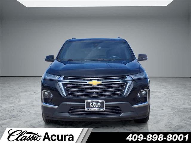 Photo of 2022 Mosaic Black Metallic Chevrolet Traverse