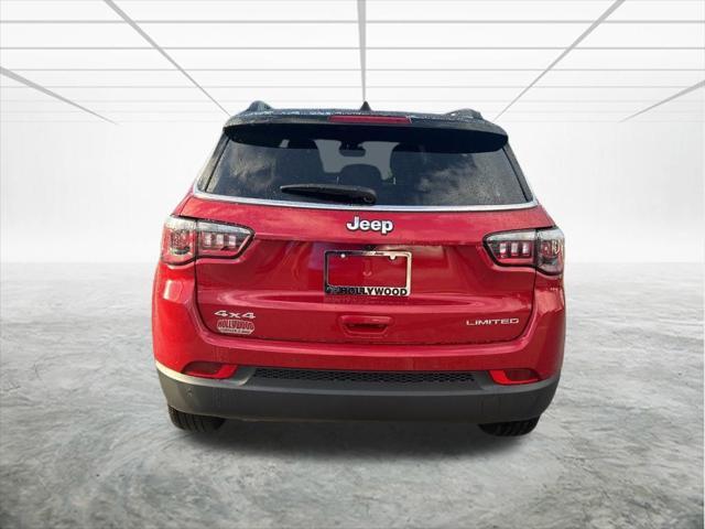 Photo of 2025 Red Hot Pearlcoat Jeep Compass