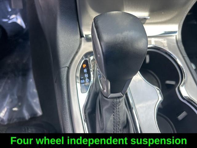 Photo of 2021 Velvet Red Pearlcoat Jeep Grand Cherokee