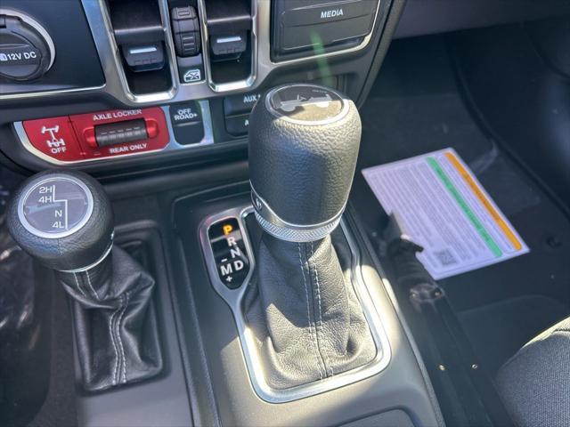Photo of 2025 Anvil Clear Coat Jeep Wrangler