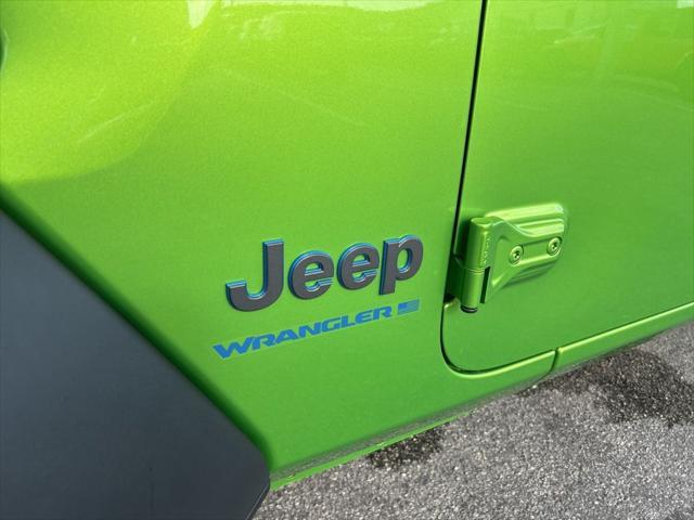 Photo of 2025 Mojito Clearcoat Jeep Wrangler