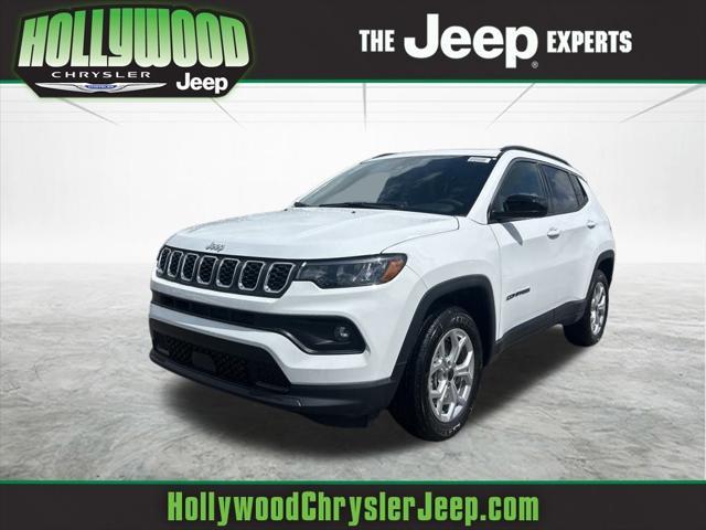 Photo of 2025 Bright White Clearcoat Jeep Compass