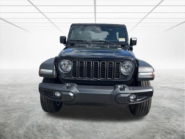 Photo of 2025 Black Clearcoat Jeep Wrangler