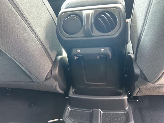 Photo of 2025 Black Clearcoat Jeep Wrangler