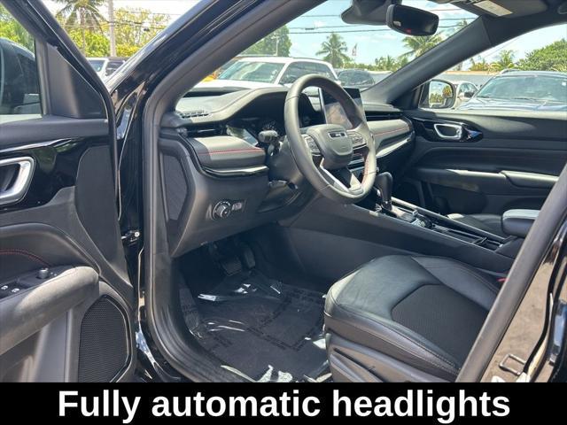 Photo of 2024 Diamond Black Crystal Pearlcoat Jeep Compass