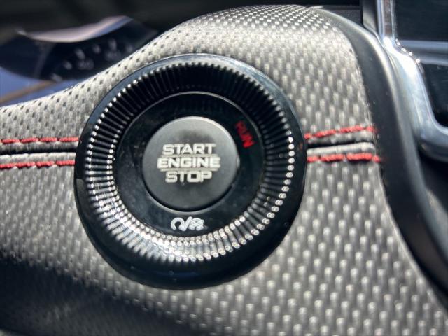 Photo of 2024 Diamond Black Crystal Pearlcoat Jeep Compass
