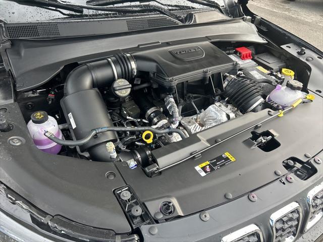 Photo of 2025 Diamond Black Crystal Pearlcoat Jeep Compass
