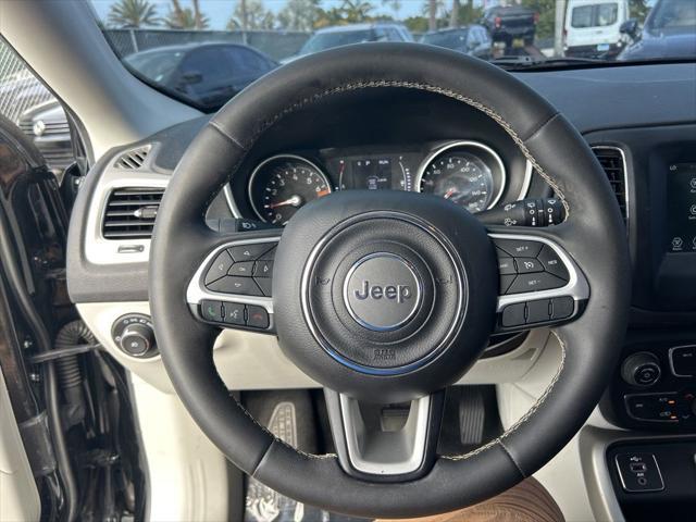 Photo of 2021 Diamond Black Crystal Pearlcoat Jeep Compass