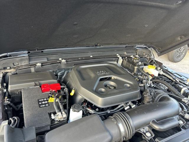 Photo of 2025 Granite Crystal Metallic Clearcoat Jeep Wrangler