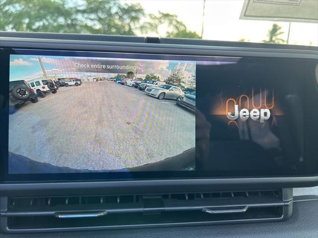 Photo of 2025 Granite Crystal Metallic Clearcoat Jeep Wrangler