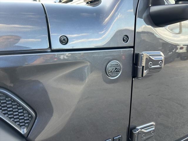Photo of 2025 Granite Crystal Metallic Clearcoat Jeep Wrangler