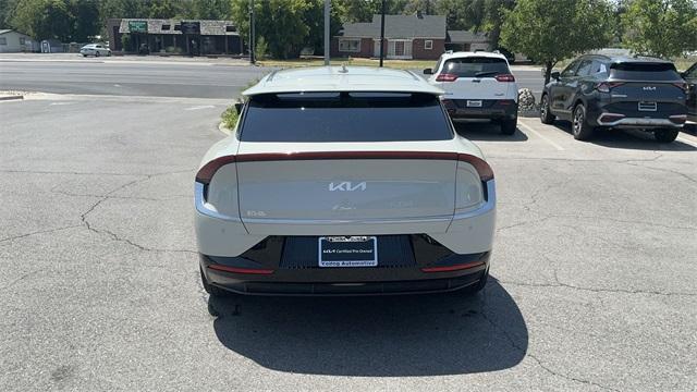 Photo of 2022 Glacier Kia EV6